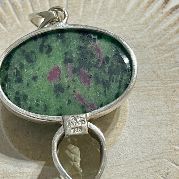 Jasper and Prasiolite Statement Pendant - Picture 5 of 6